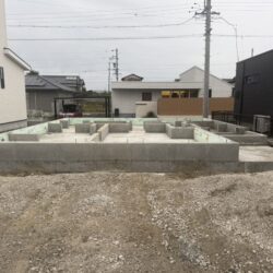 T様邸～基礎型枠バラシ